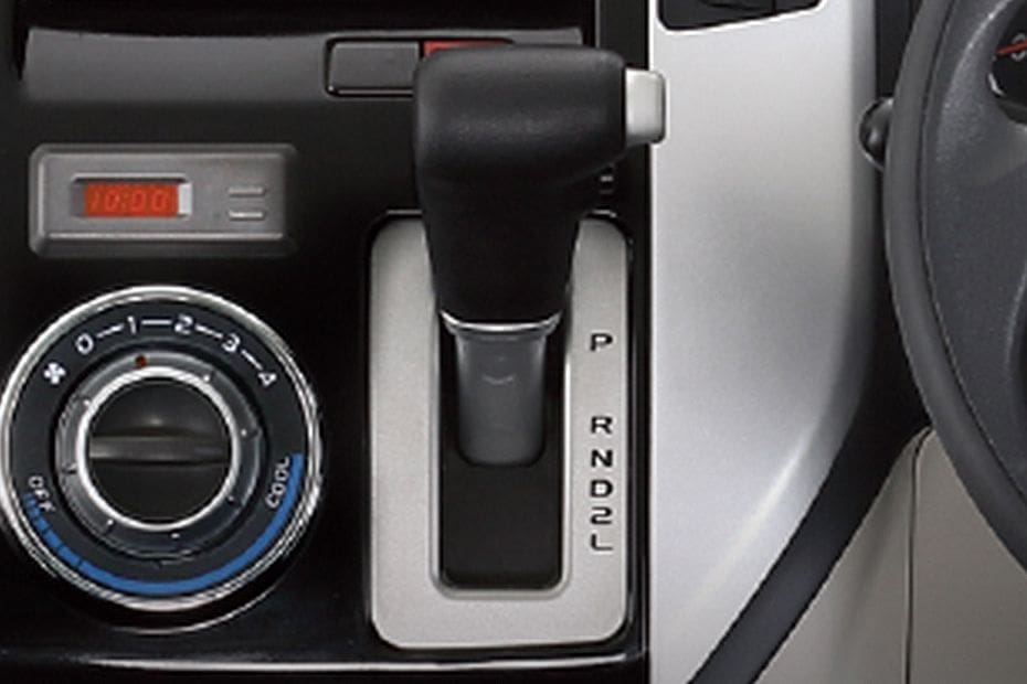 Tuas transmisi Luxio