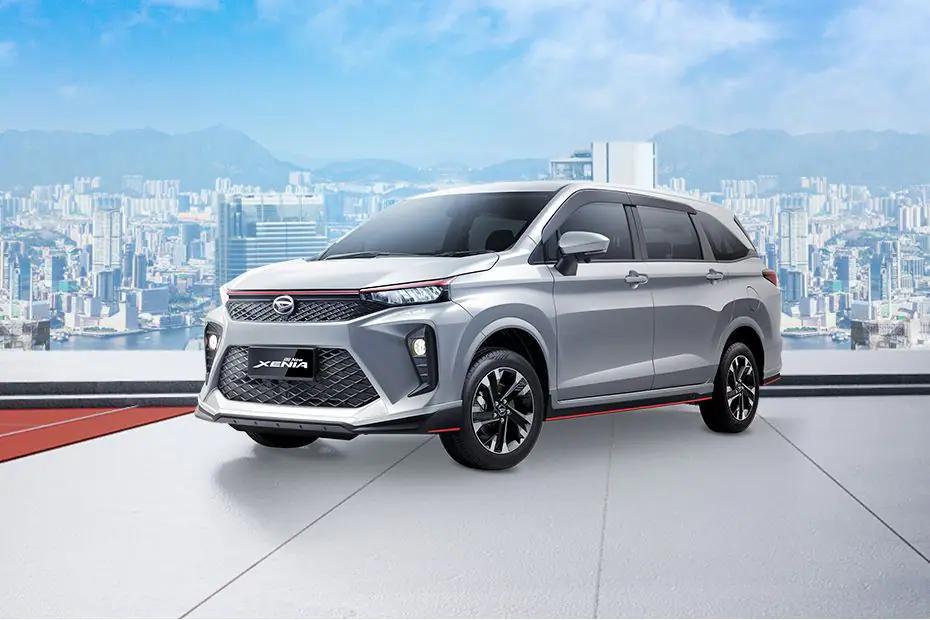 Daihatsu Xenia Front Side View